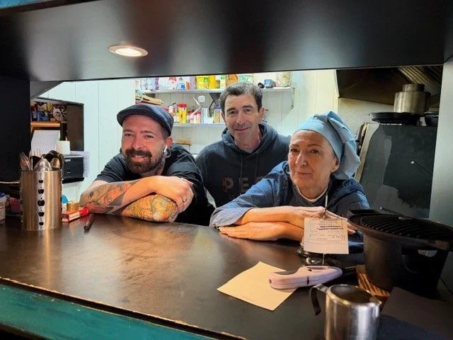 Equipo de Ascuas Grill & Wine